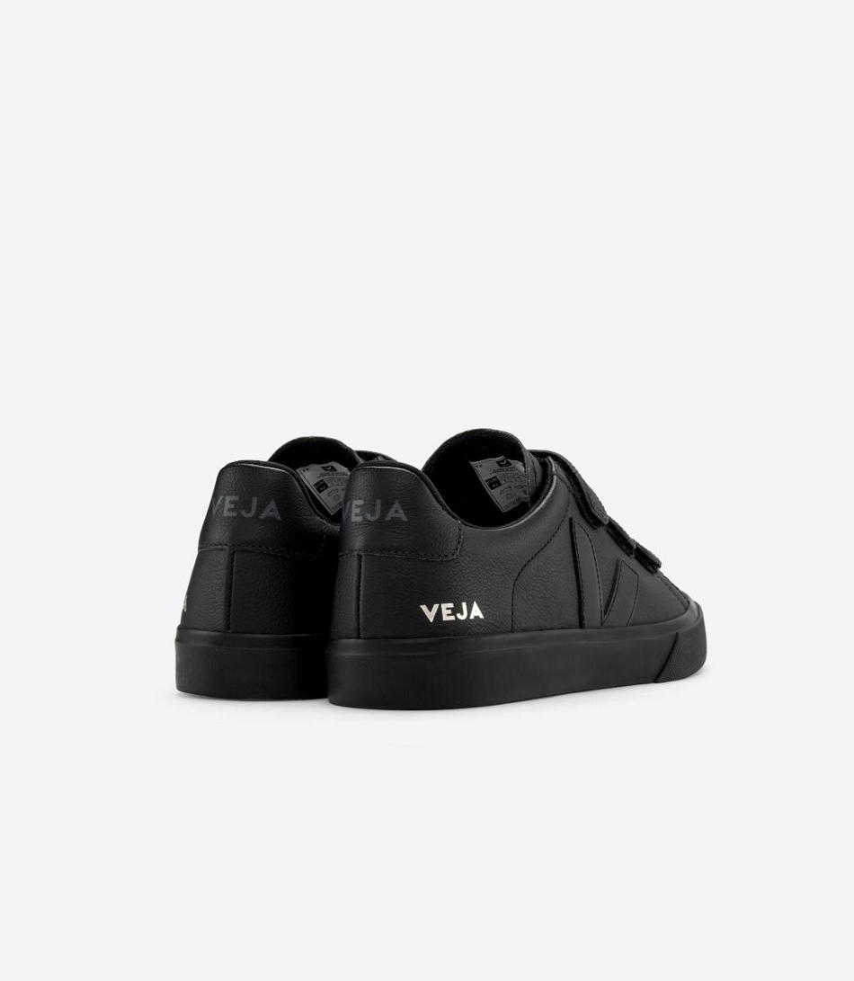 Men\'s Veja Chromefree Leather Full Recife Black | USZPD68350