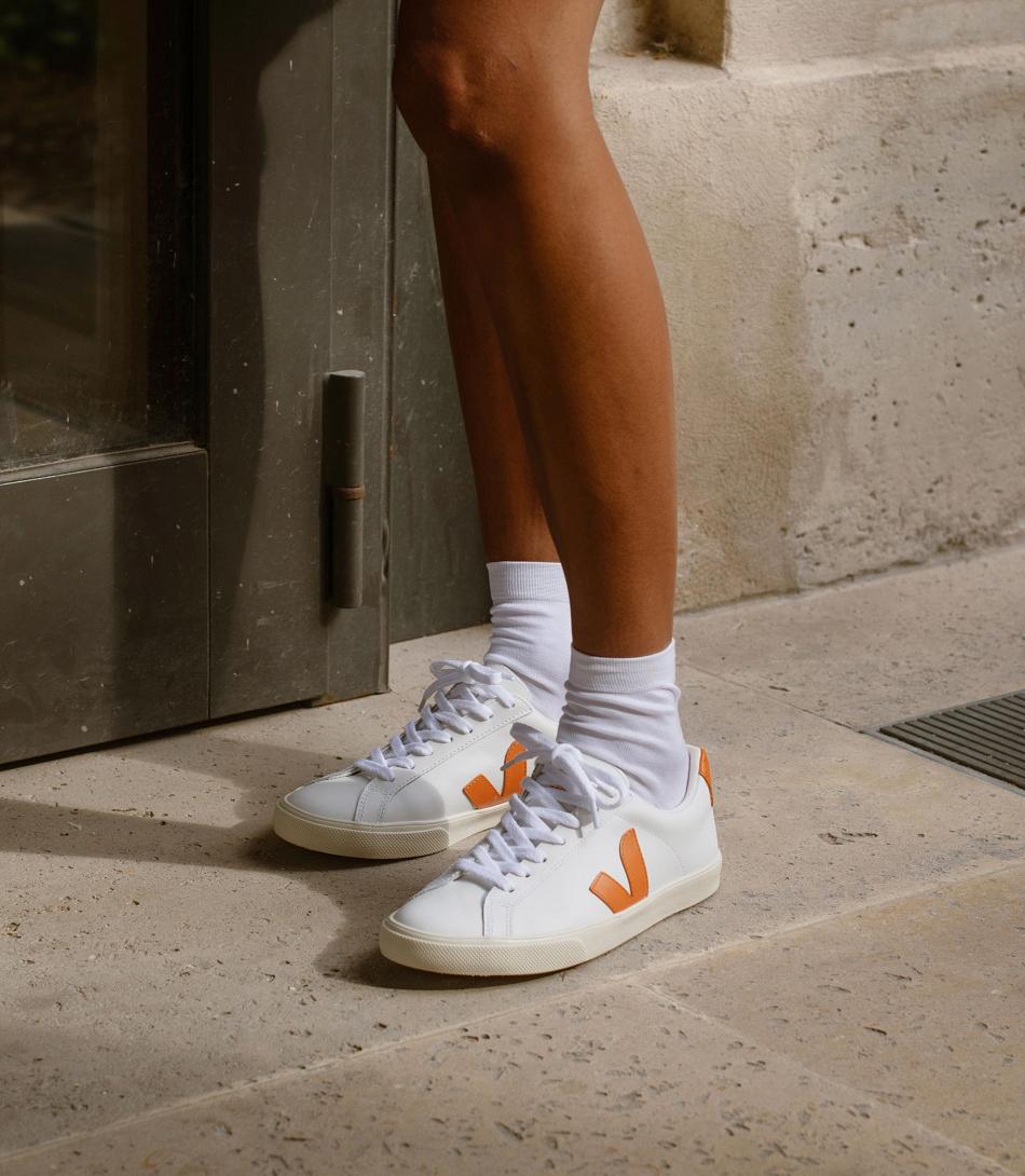 Men\'s Veja Leather Pumpkin Esplar White | YUSVQ26476