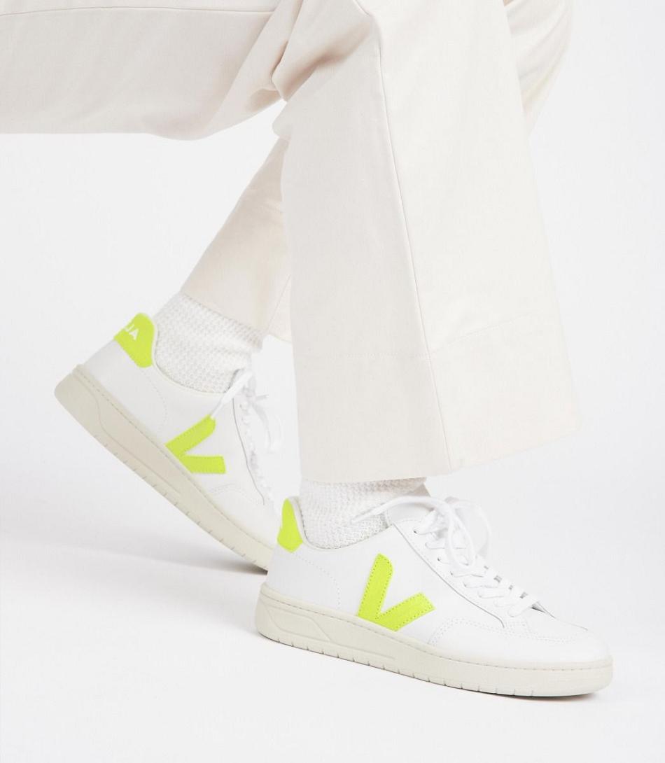 Outlet Veja V-12 Leather Jaune Fluo Adults White | FUSUI60277