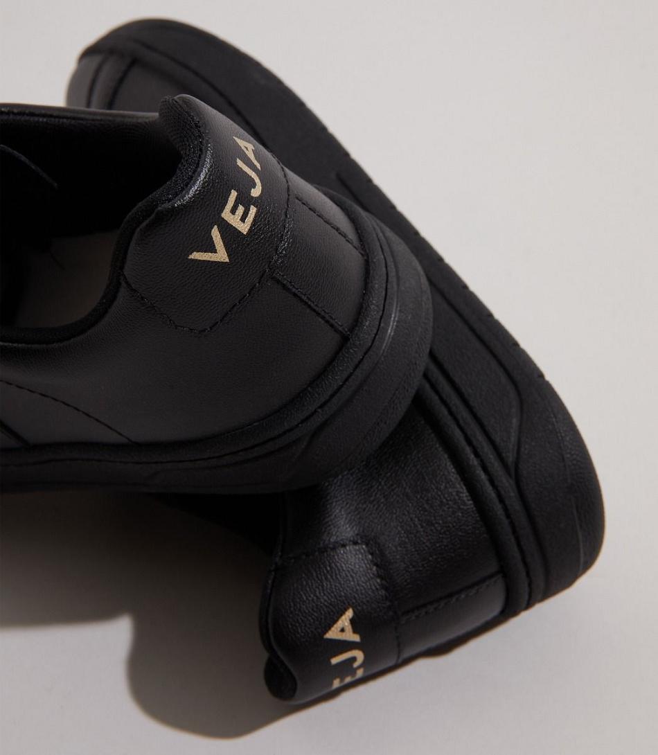 Vegan Veja Urca Cwl Full Adults Black | USDYB24454